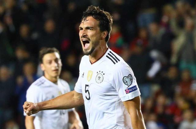 现在的德国队也是实力强大,期待德国队未来的精彩表现