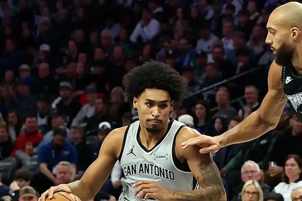 无亚马马刺遇<a href=/lanqiu_jingcai/timberwolves/ target=_blank class=infotextkey>森林狼</a>:后卫拼劲难敌双塔觉醒