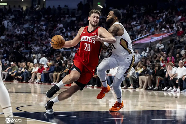 NBA季前赛综述:火箭<a href=/lanqiu_jingcai/spurs/ target=_blank class=infotextkey>马刺</a><a href=/lanqiu_jingcai/magic/ target=_blank class=infotextkey>魔术</a>领跑 新趋势与球队百态