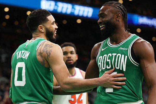 NBA东部格局洗牌:传统强队落势 <a href=/lanqiu_jingcai/heat/ target=_blank class=infotextkey>热火</a>异军突起