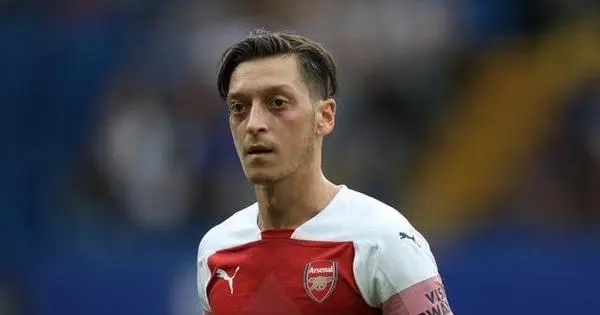 目前厄齐尔在<a href=/zuqiu_jingcai/arsenal/ target=_blank class=infotextkey>阿森纳</a>也是表现糟糕